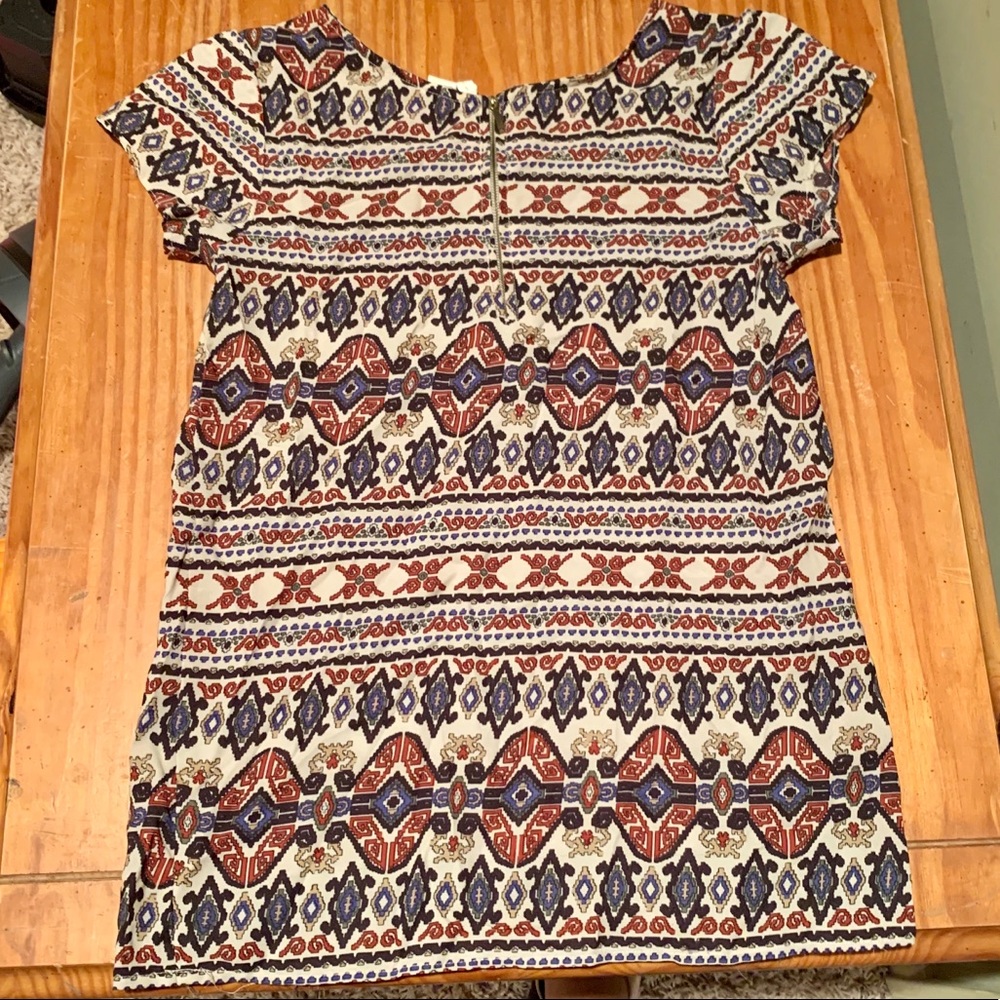 Aztec top - Picture 2 of 2